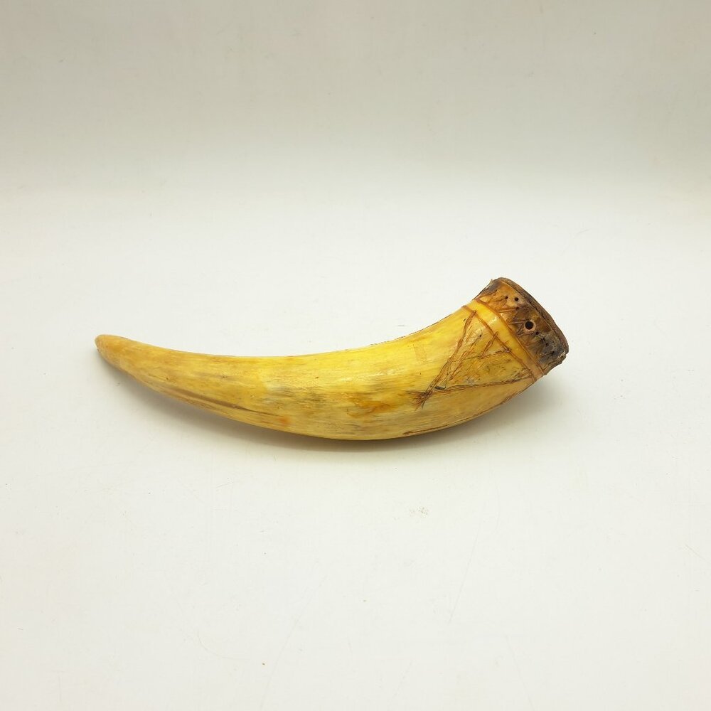 Antique Scrimshaw Powder Horn